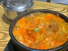 -吴草鸡爪오초닭발韩食堂(融恒盈嘉中心店)