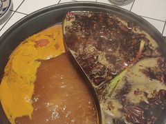 -旧街市鲜货老火锅(大光路店)