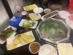 -辣川婆鲜肉自助串串香(三台子店)