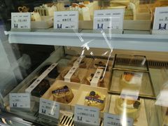-禾沐·轻食·面包·咖啡