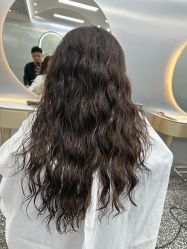 -Tloml salon