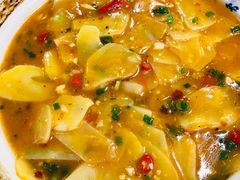 -黄桷树曹家私房菜(江与城店)