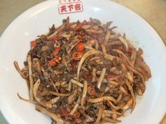 鱿鱼肉丝-天下客饭店(中山路店)