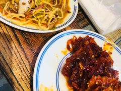 麻将拉皮-聚合鑫东北熏酱熟食麻辣面(长阳店)