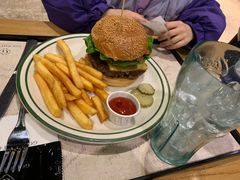 -Galleria百货店名品馆