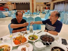 -沪华海鲜大酒楼(南汇店)