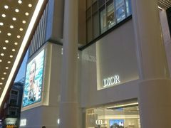 -Dior迪奥(上海世茂广场店)