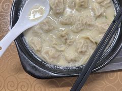 砂锅小馄饨-雪琴面馆富安特色鱼汤面(城中花园店)