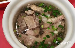 Braised Pork Ribs in Clay Pot