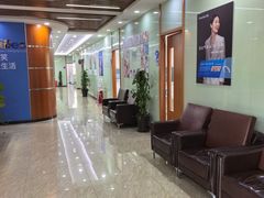 -茂菊口腔连锁(浦东南路店)