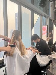 -AKOZO Beauty Salon