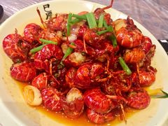 -巴厘龙虾·榜首油焖大虾(音乐学院·沿江酒馆店)