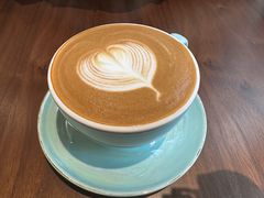 卡布奇诺-Fridi Patisserie Cafe