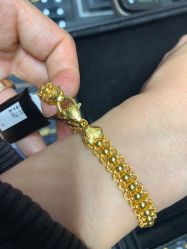 -菜百首饰店(东方新天地店)