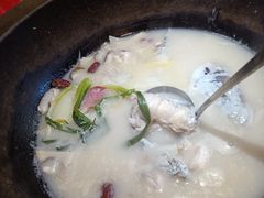 -咕嘟草帽鱼·牛奶一样的鲜鱼汤(包河万达广场创始店)