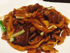 干炒牛河-稻香酒家·34年老字号·港式粤菜(汉街店)