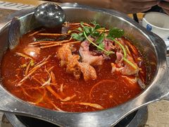 酸汤鱼火锅-苗姑酒堂(仁义社区店)