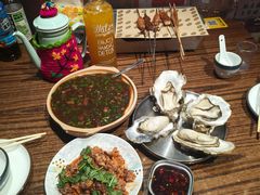 -蚝堡海鲜·威海菜·海肠捞饭·烧烤·亚洲吃蚝公司(幸福门店)