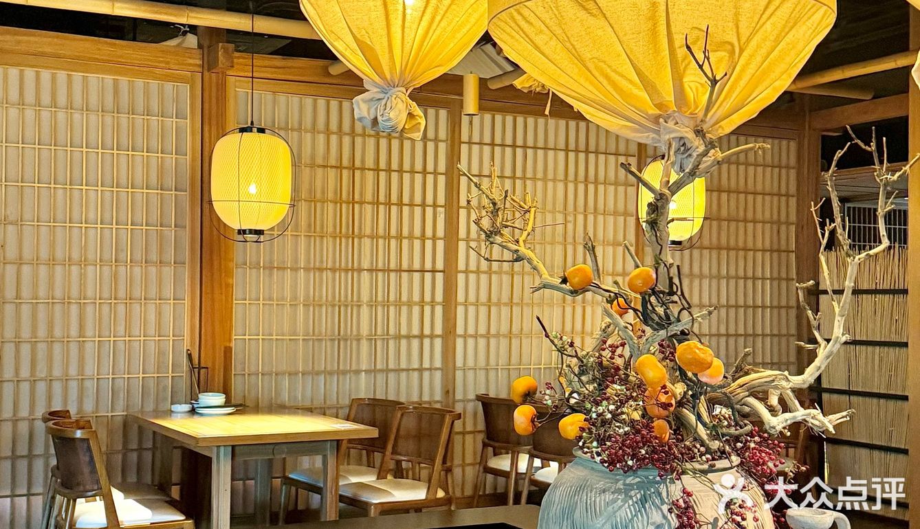 岳阳！会带每一任闺蜜去吃的漂亮餐厅…