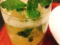 -WOLFGANG PUCK KITCHEN & BAR(迪士尼小镇店)