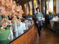 -八府香鸭·啫啫煲(华山路店)