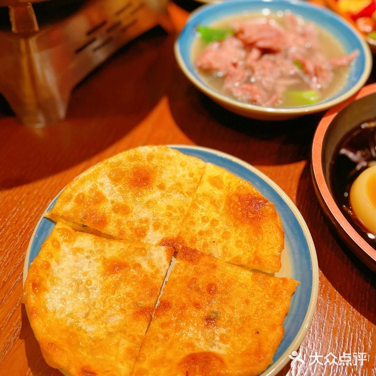 车公庙又多了家川菜小馆冯四孃跷脚牛肉