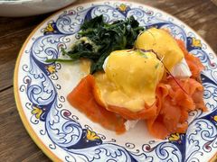 三文鱼班尼迪克-Alimentari早午餐(安福路店)