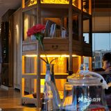 这家店只有辣的炒菜、点心和牛肉火锅