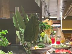 -钱小奴海鲜自助黑金店(杭州滨江龙湖店)