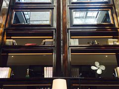 书架-行者书屋大堂吧 ·下午茶(南京圣和府邸酒店)