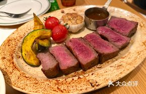 oeat Signature Charcoal-Grilled Denver Steak