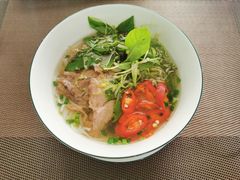 -芽庄日出海滩水疗酒店