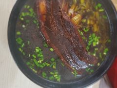 -小龙大肉面馆