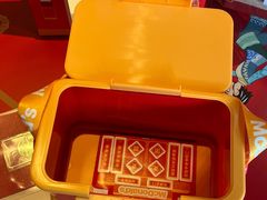 -麦当劳(杭州西湖银泰百货店)