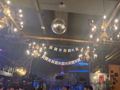 -爱啤精酿·民谣酒馆(滨江店)