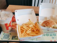 -肯德基(夏湾店)