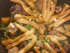 -靠山屯东北农家菜(八龙桥雅苑店)