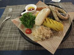 -又见马甲M8融合西餐厅(体育中心店)