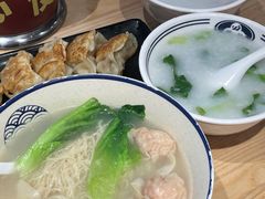 -银记肠粉店(南方医院店)