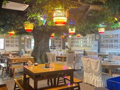 -茅台镇网红溶洞餐厅·茅帮菜馆