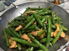 -小菜园新徽菜(宜兴八佰伴店)