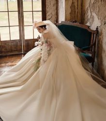 -女王风尚STUDIO·轻奢化定制