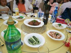 -山明水秀大饭店