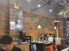 -哈尔滨烧烤·山河村铁锅炖(交大店)