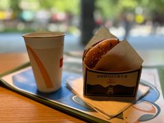 -麦当劳(杭州西湖银泰百货店)