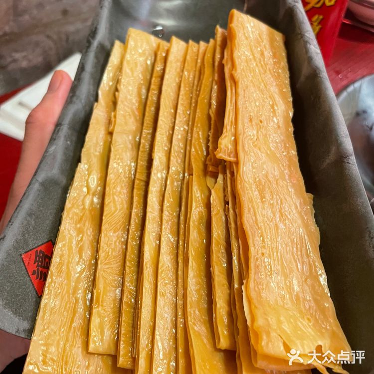 火爆朋友圈的川式火锅——谭鸭血老火锅