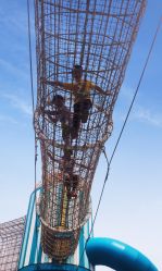 -季高兔窝窝亲子园(上海薰衣草公园店)