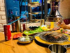 -青瓦炭韩潮烤肉(花园道店)
