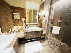 -北京朝阳悠唐皇冠假日酒店