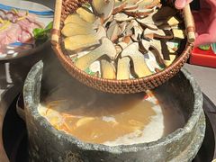 -蘑界·野生菌火锅(深业上城店)